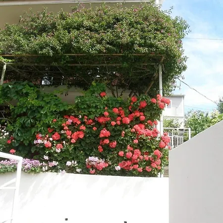 Luna Апартаменти