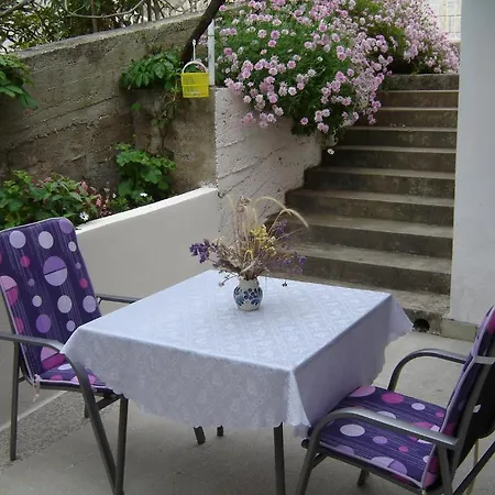 Luna Апартаменти *