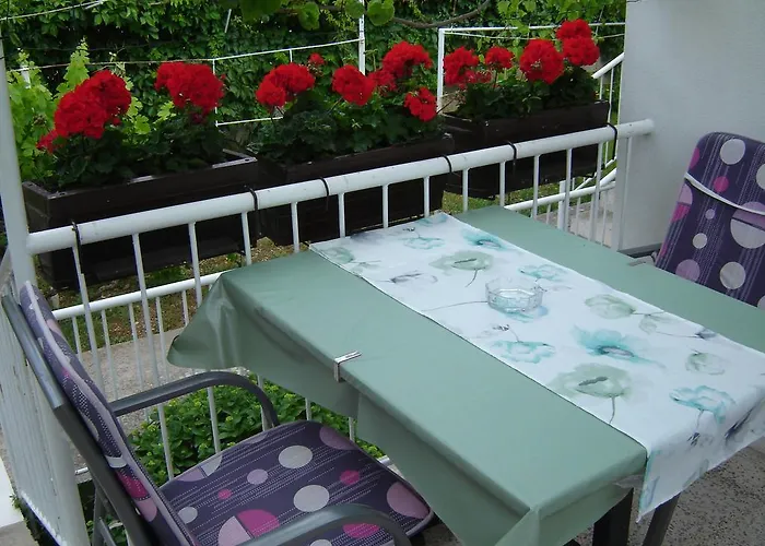 아파트 아파트먼트 루나 *