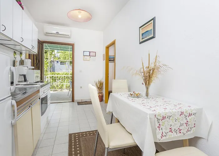 아파트 아파트먼트 루나