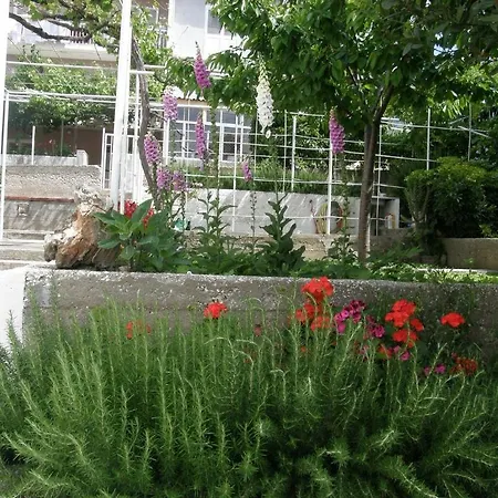 Luna Lägenhet Hvar Town