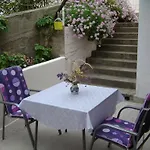 Luna Apartman *